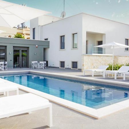 Dimora Giulia Hotell Bari Exteriör bild